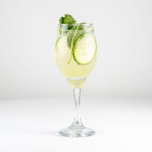 Cucumber Basil Spritz Mocktail / Non-Alcoholic Cocktail