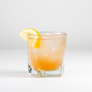 Peach Bourbon Lemonade Mocktail / Non-Alcoholic Cocktail
